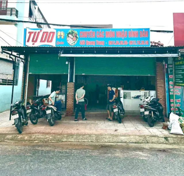Tự Do Quán - Quán nhậu bình dân Buôn Ma Thuột