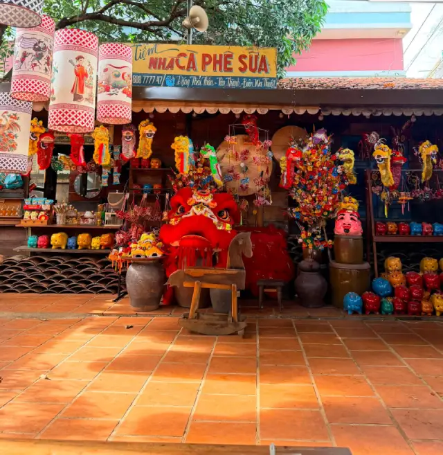 Các quán cà phê trang trí Trung Thu đẹp